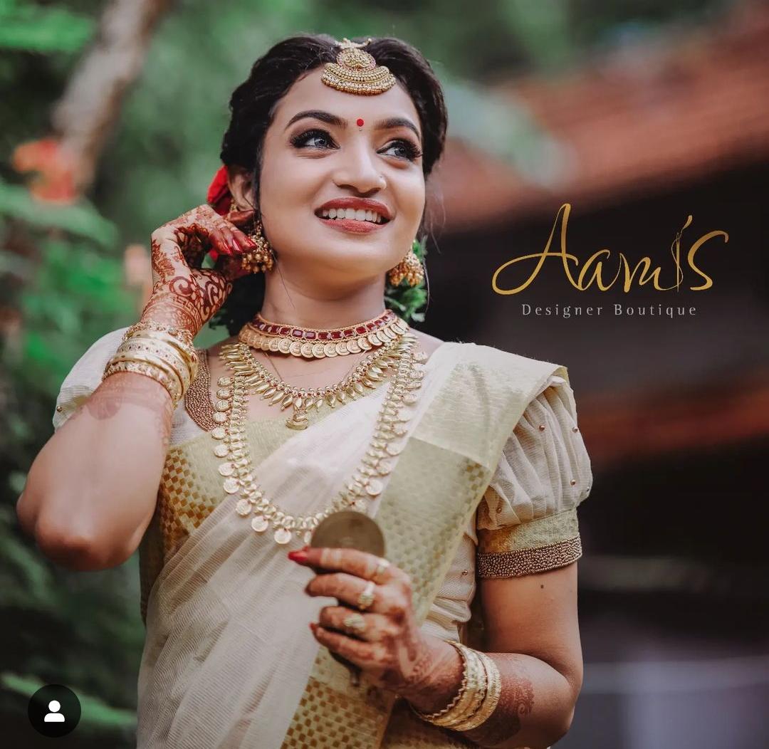 Aamis designer boutique pathanapuram